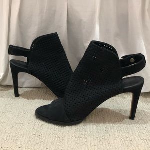 VINCE. Black Mesh Heels